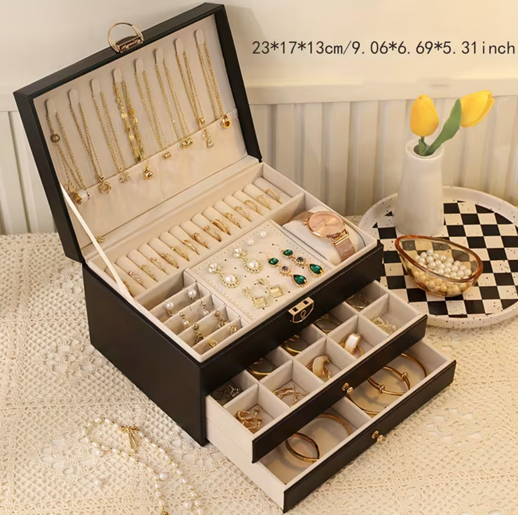 Veloura